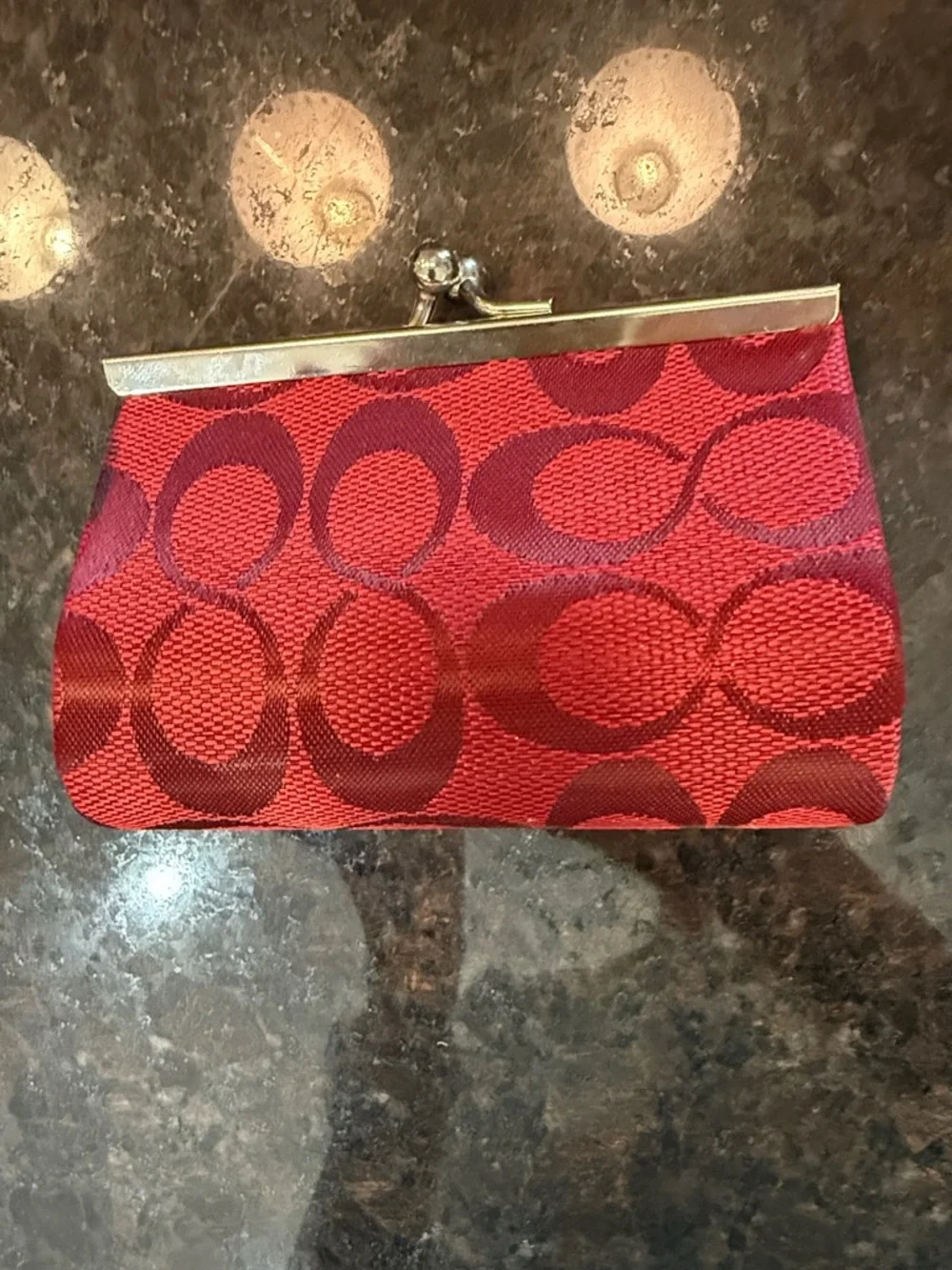 Source Unknown Red Jacquard Frame Clutch with Kiss-Lock